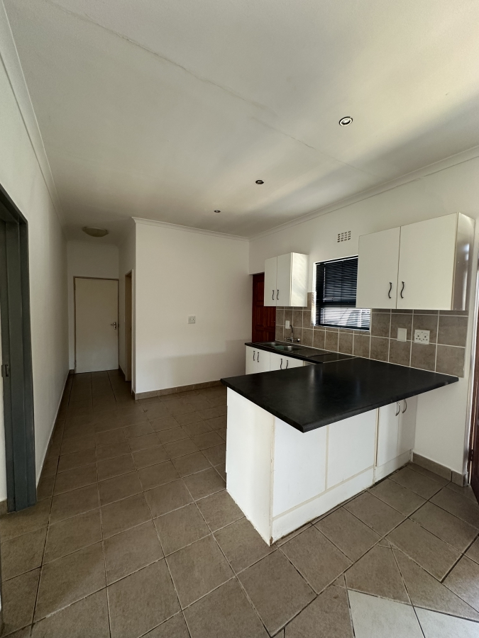 To Let 2 Bedroom Property for Rent in Porterville Western Cape
